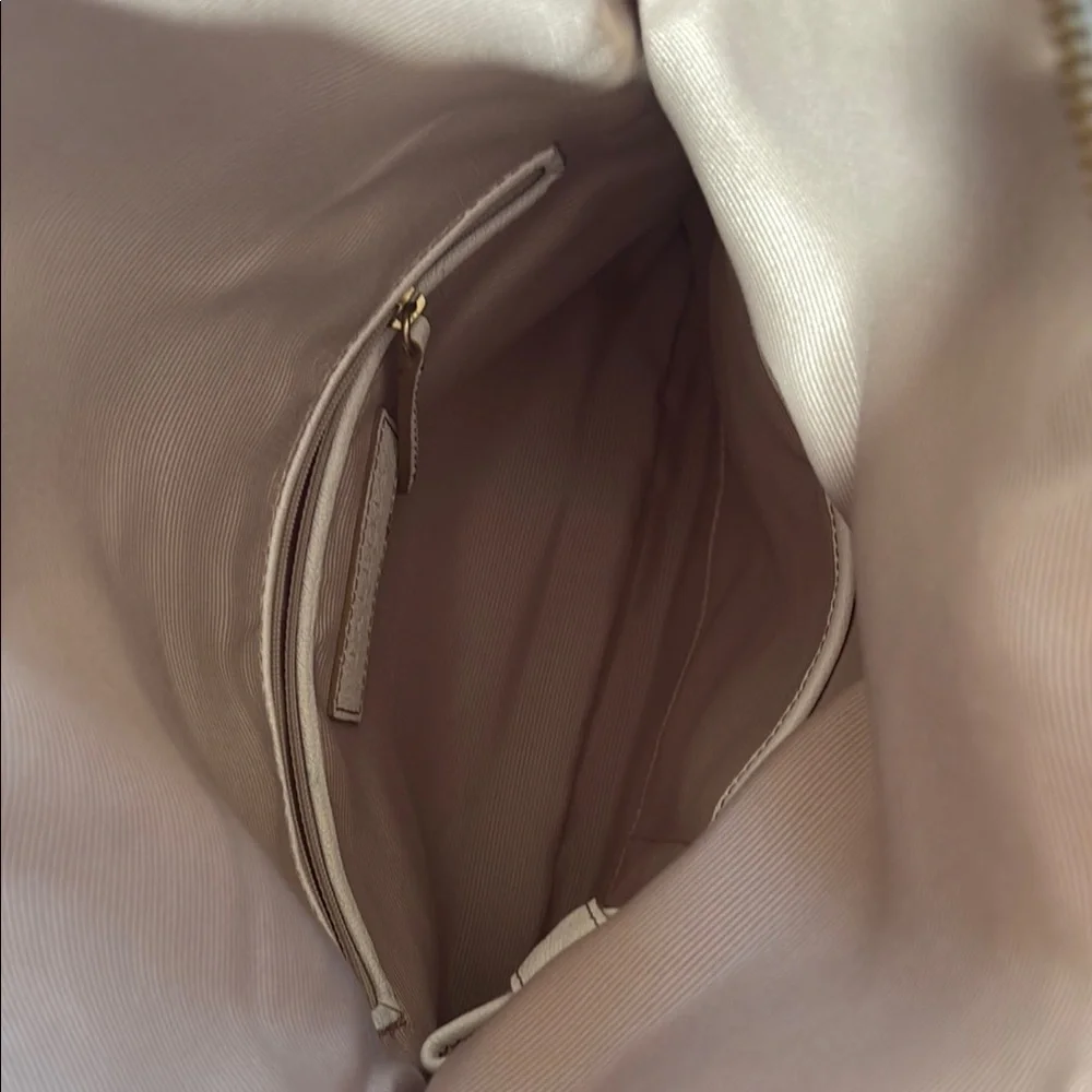 Talbots Large Cream Wristlet‎ Clutch